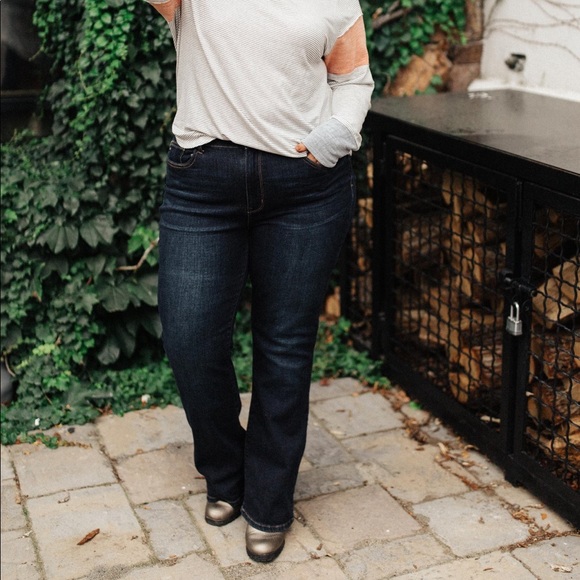 Judy Blue Classic Dark Wash Bootcut Jean - Picture 6 of 8